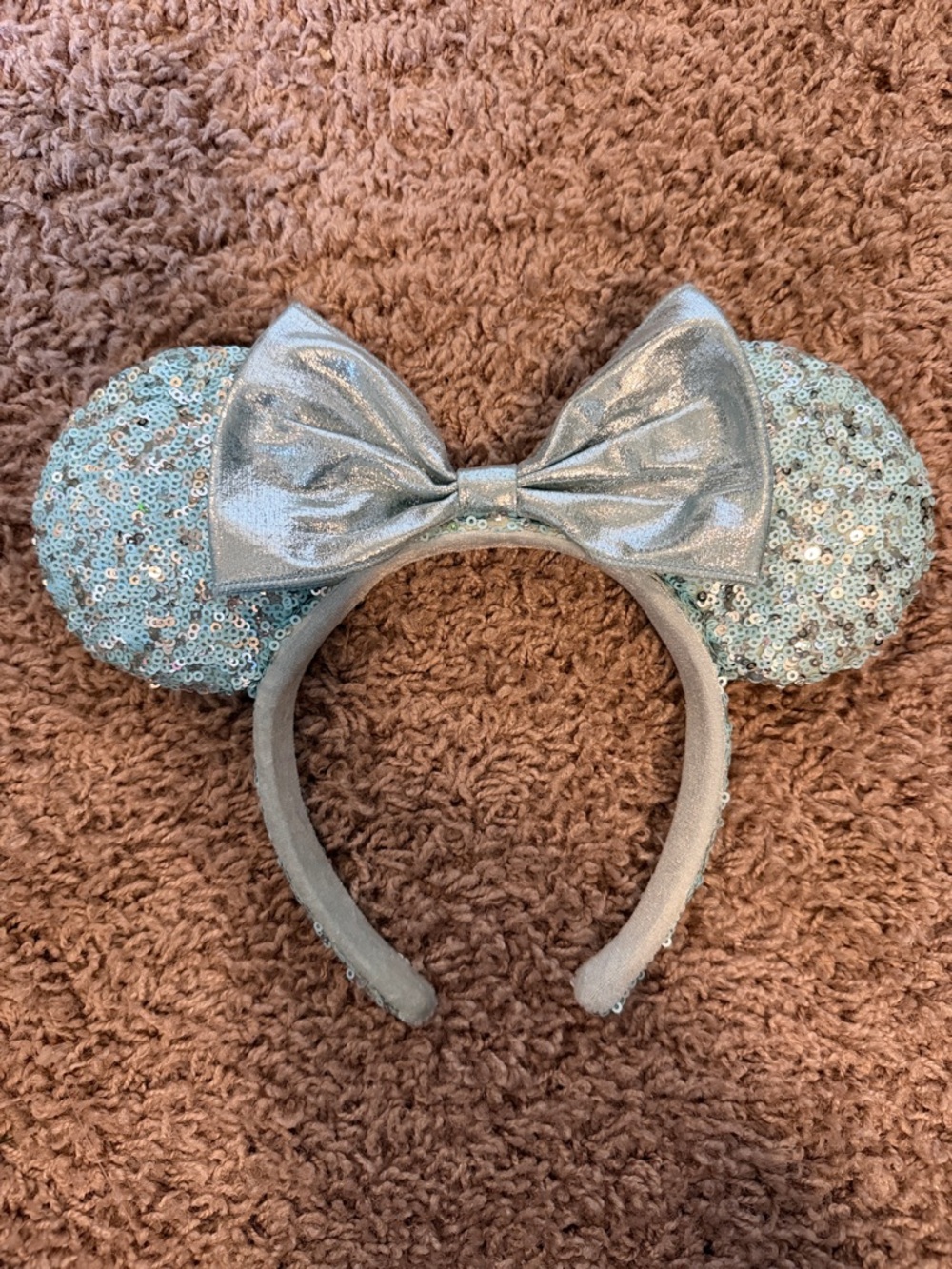 Minnie Mouse Ear Headband with Bow